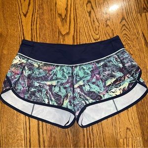 Lululemon shorts size 8